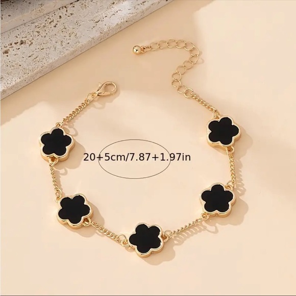 Clover Anklet - Picture 4 of 4